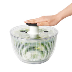 OXO Salad spinner , 1 unit